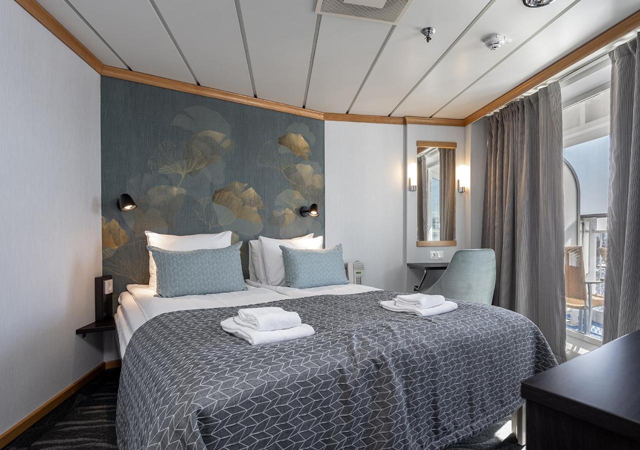 Viking Line Ferry Gabriella - Cruise Stockholm-Helsinki-Stockholm Hotel Exterior photo